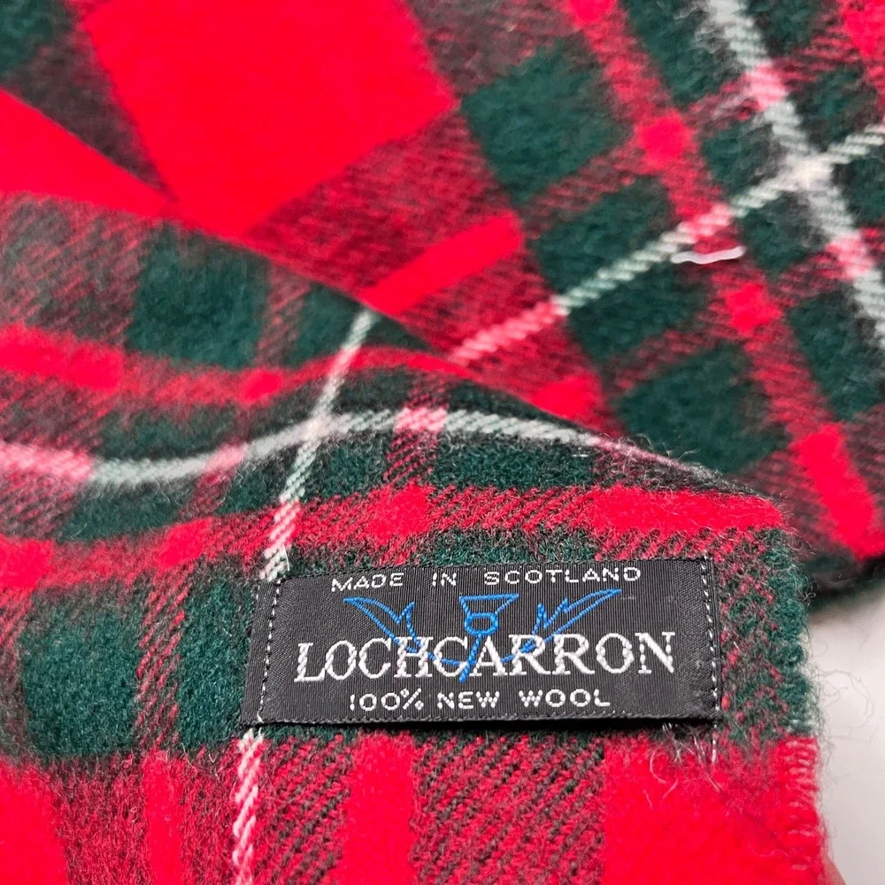Lochcarron of Scotland Red Green Tartan Plaid New Wool‎ Scarf Made in Scotland